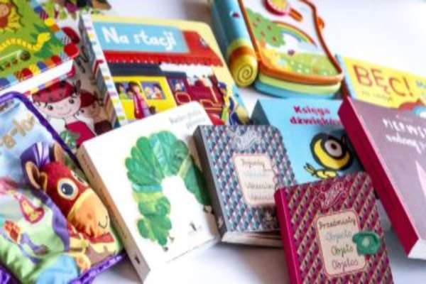 Książeczki edukacyjne dla niemowląt – rodzaje, jak wybrać?
